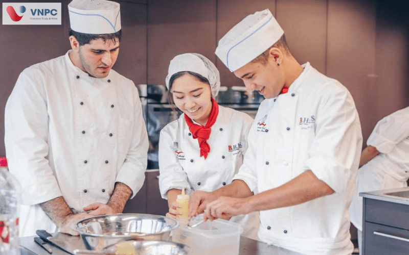 Du học Thụy Sĩ ngành Ẩm thực: Chi phí, điều kiện, cơ hội